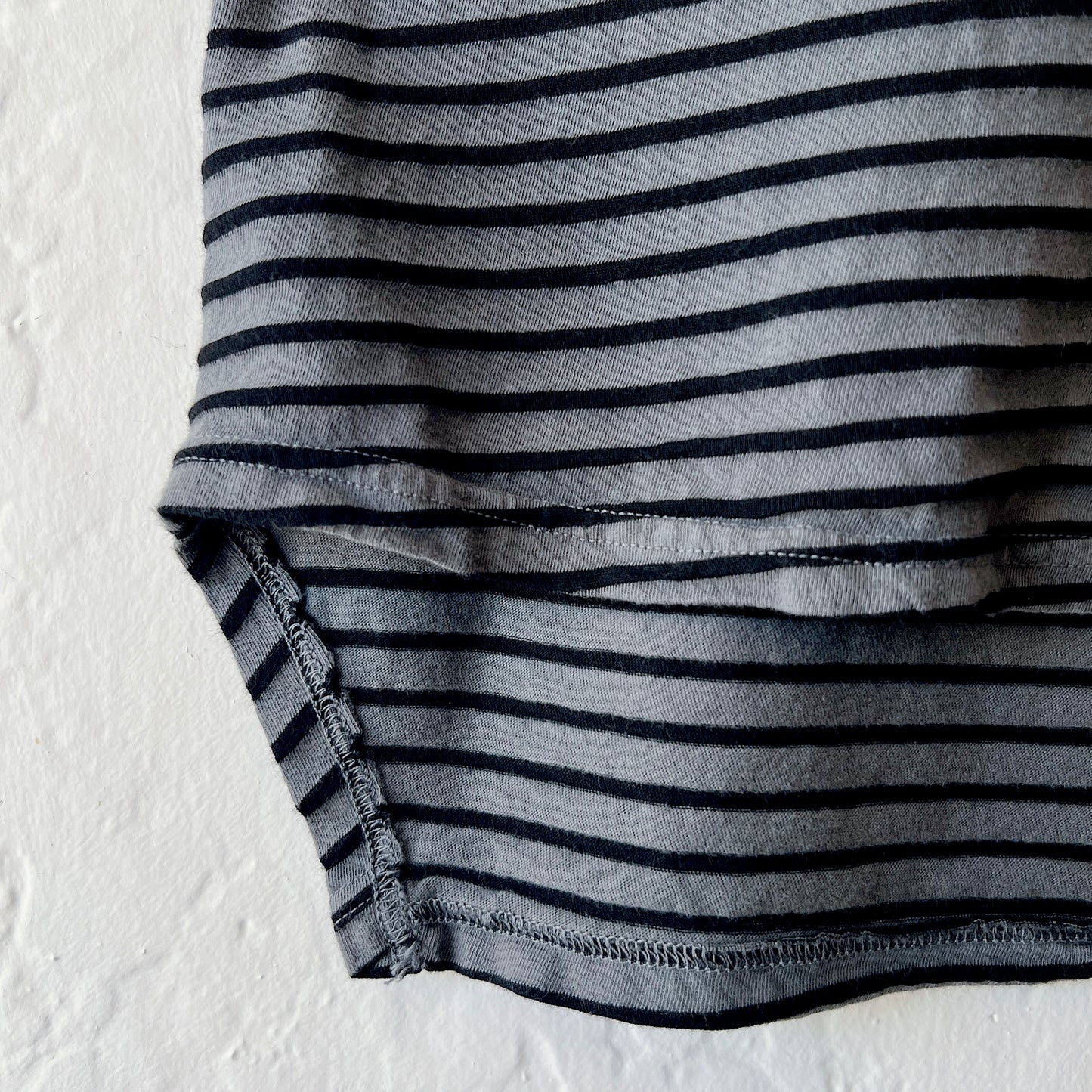 High Low Long Sleeve Shirt in Anthracite Stripes