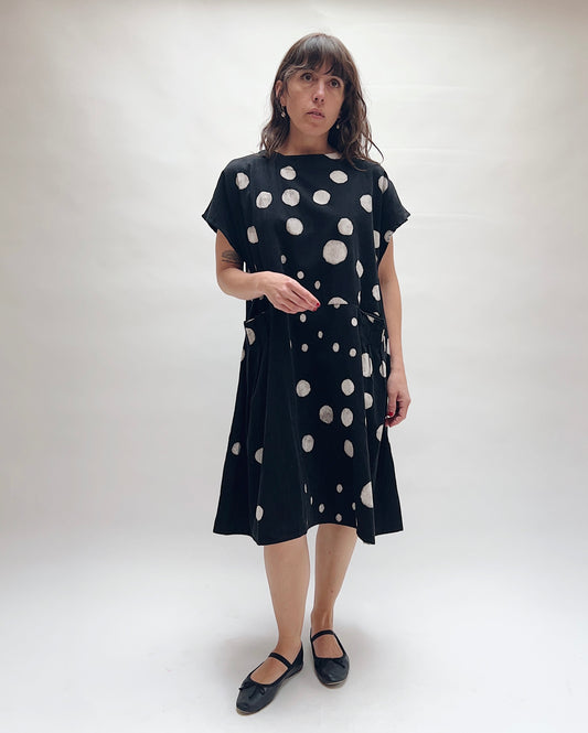 Corduroy Cap Sleeve Dot Print Dress in Black