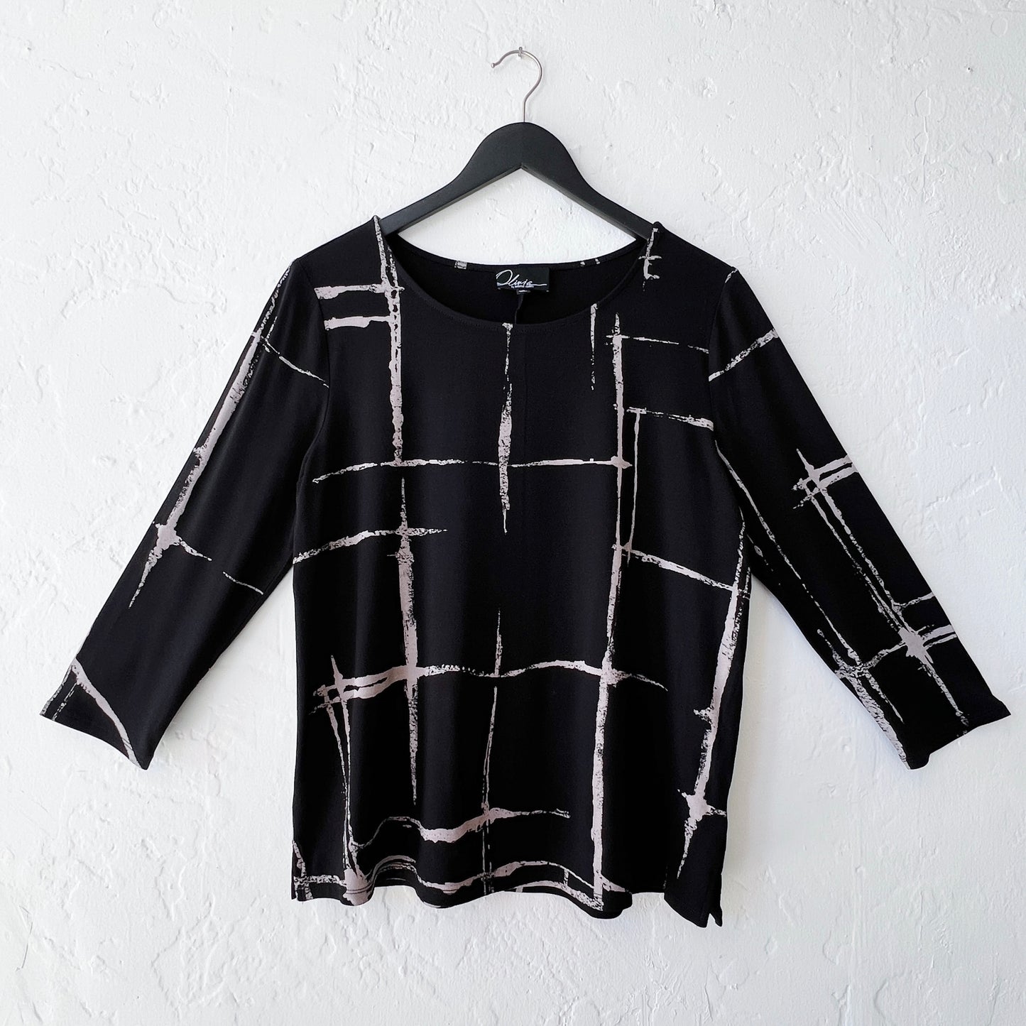 Olivia by Habitat | Arthouse Grid Easy Tee in Black