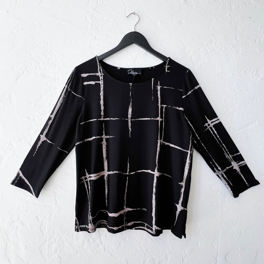 Olivia by Habitat | Arthouse Grid Easy Tee in Black