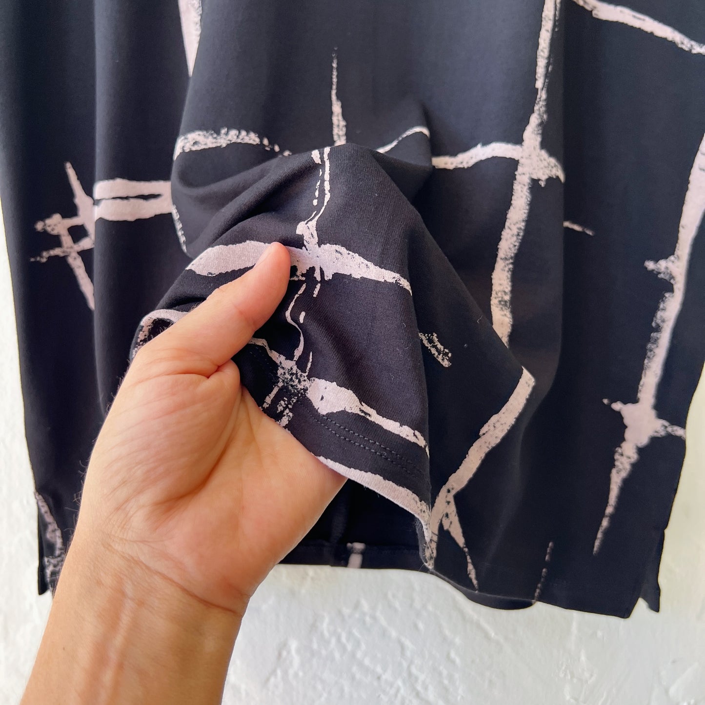 Olivia by Habitat | Arthouse Grid Easy Tee in Black