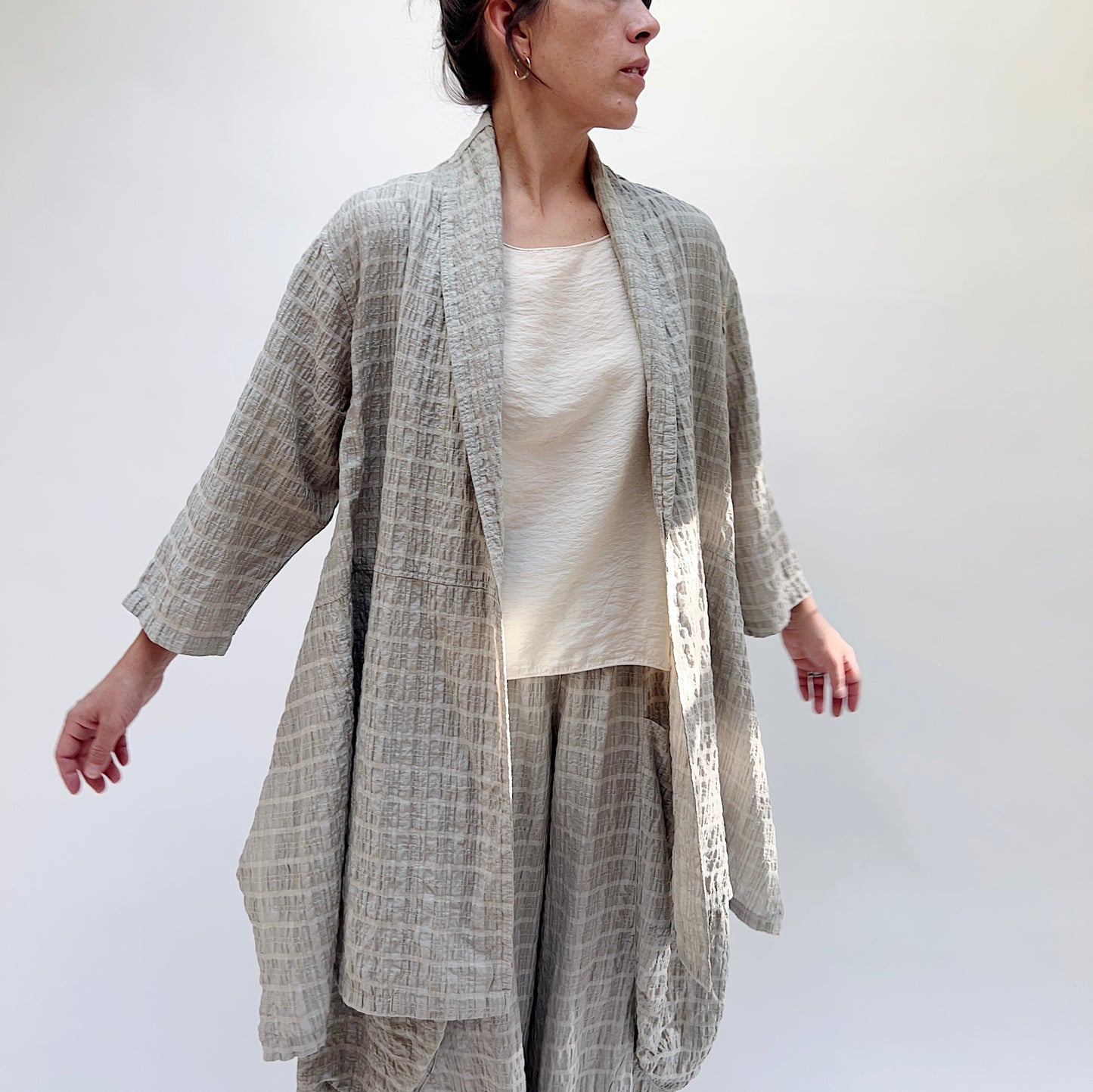 Gaia Open Jacket in Stripe Crinkle Moon Rock