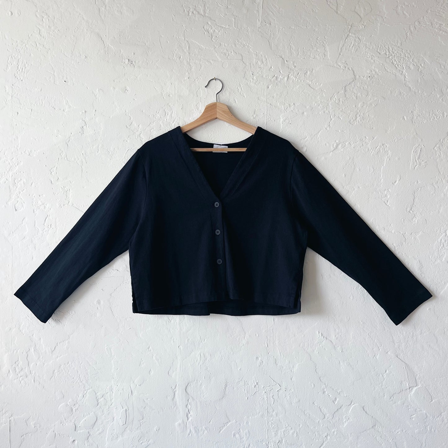 Pacific Cotton | Button Front Crop Cardigan in Black