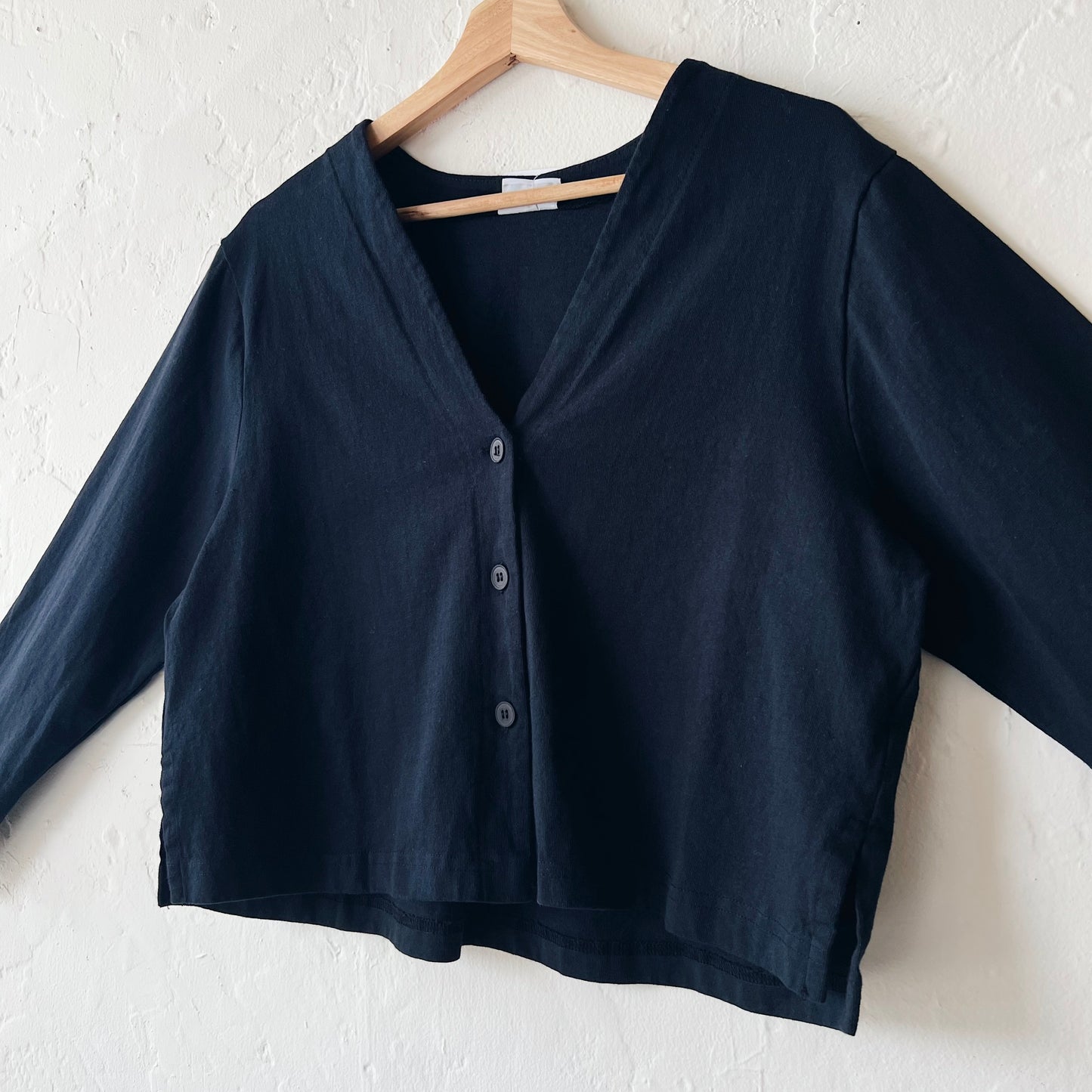 Pacific Cotton | Button Front Crop Cardigan in Black