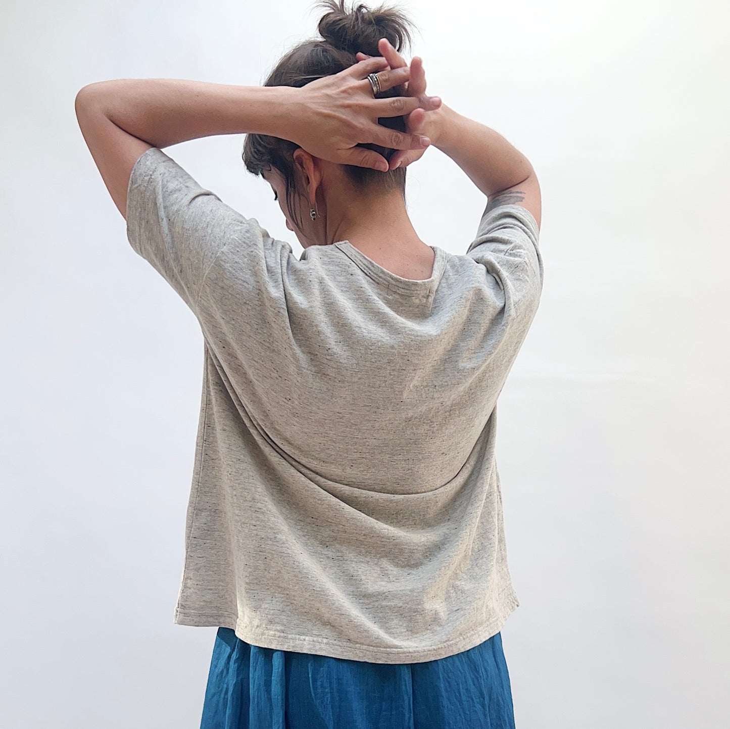 Knit T-Shirt in Grey