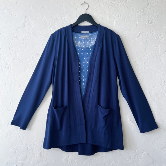 Core Travel Jacket in Navy