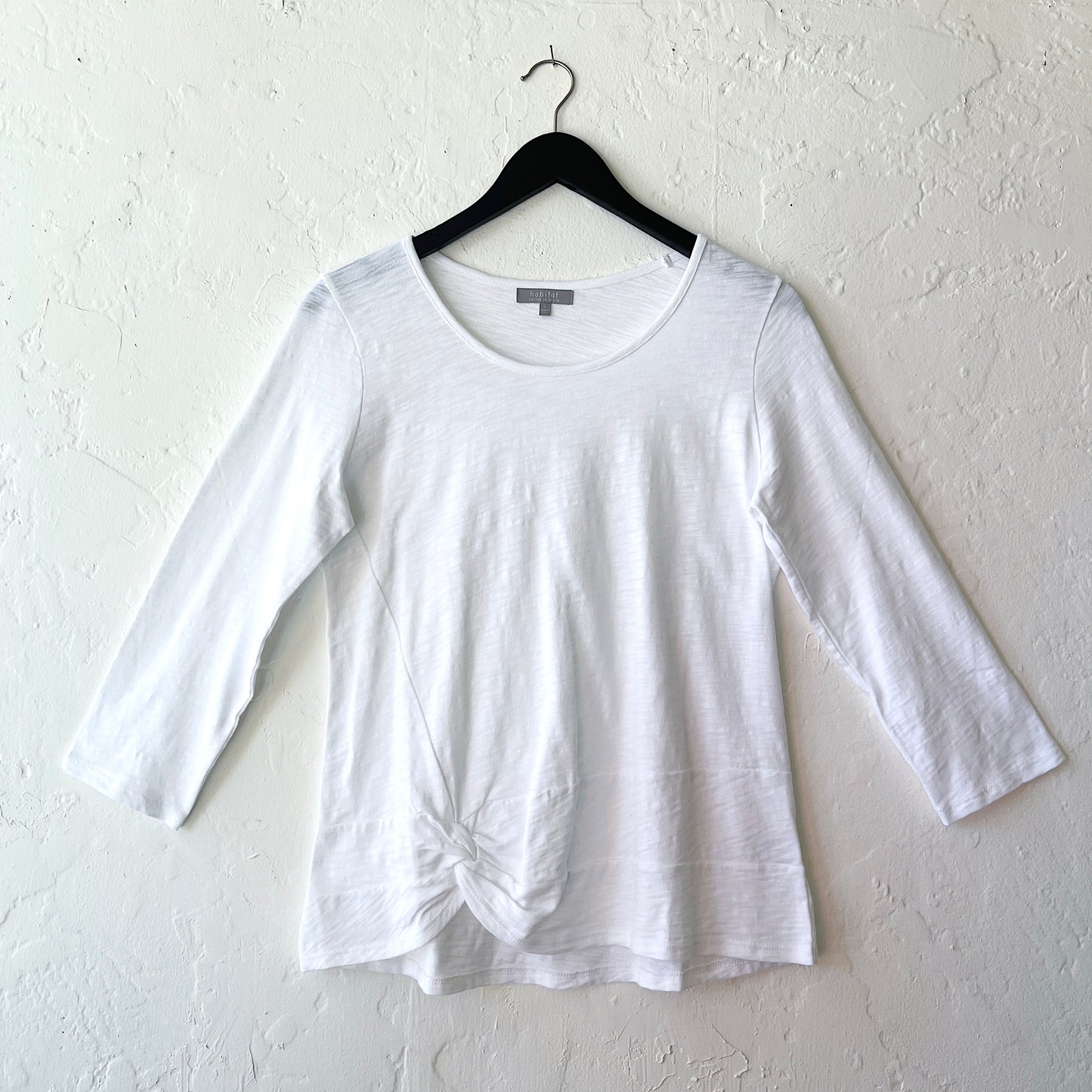 Cotton Pebble Side Twist Tee in White