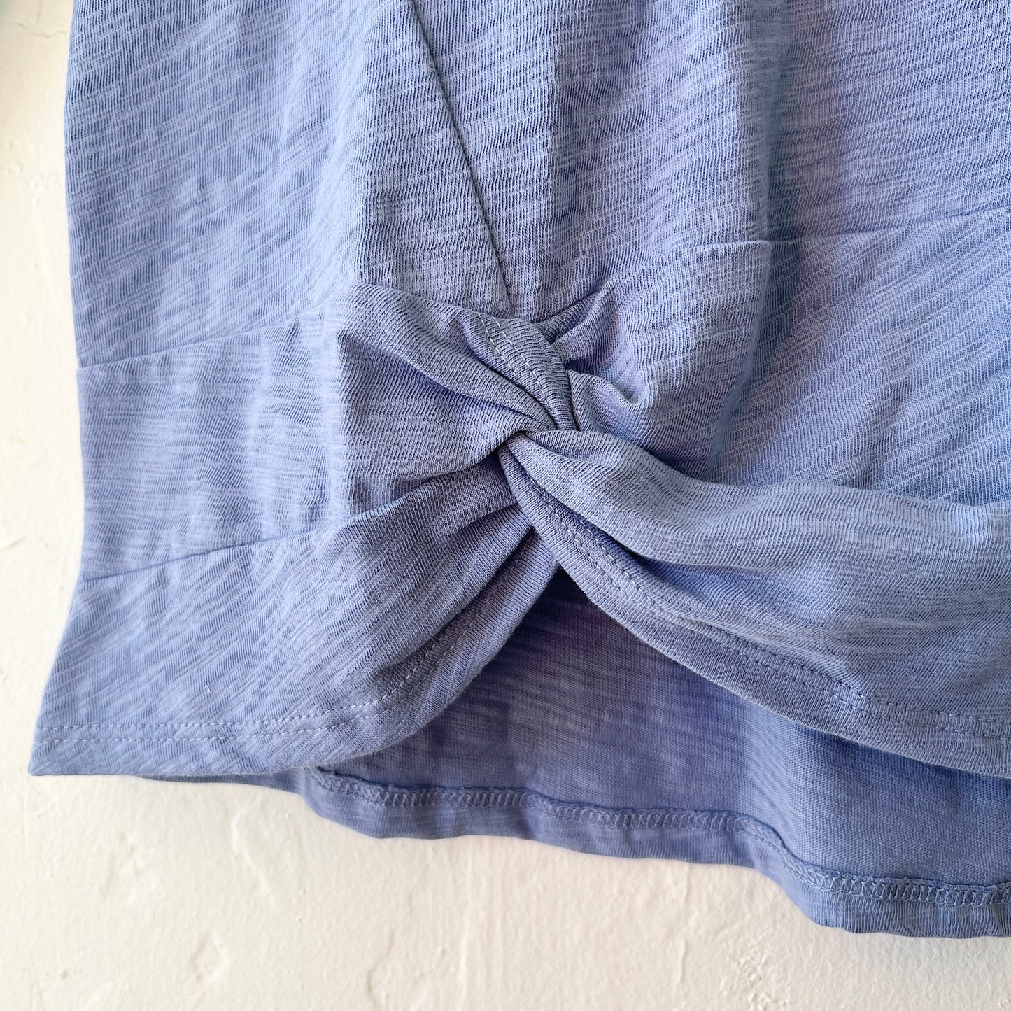 Cotton Pebble Side Twist Tee in Rain