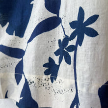 Load image into Gallery viewer, Bryn Walker | Resort Shirt in Foglie Print
