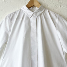 Load image into Gallery viewer, Tulip | Newport Shirt in White
