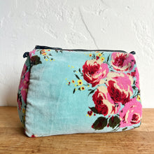 Load image into Gallery viewer, Velvet Pouch in Light Blue
