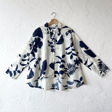 Load image into Gallery viewer, Bryn Walker | Miriam Button Down in Foglie Print
