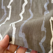Load image into Gallery viewer, Mona Lisa | Simple Pullover in Khaki Wavy Stripes Print
