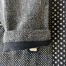Load image into Gallery viewer, Mona Lisa | Panel Pullover in Black Sashiko Dot Print
