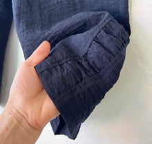 Load image into Gallery viewer, Habitat | Express Travel Ruched Ankle Pant in Black
