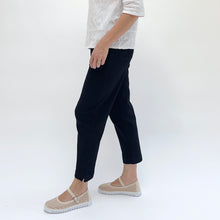 Load image into Gallery viewer, Weekend Terry Easy Capri in Black
