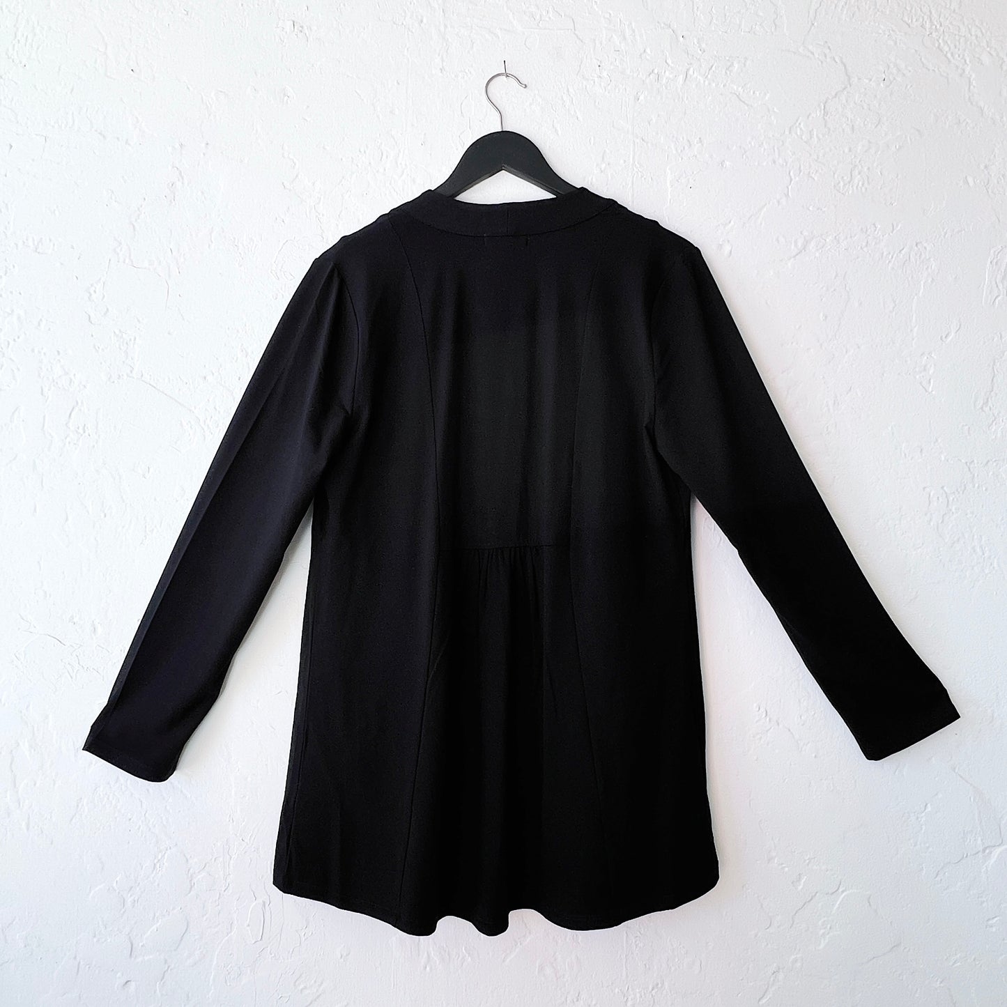 Core Travel Jacket in Black