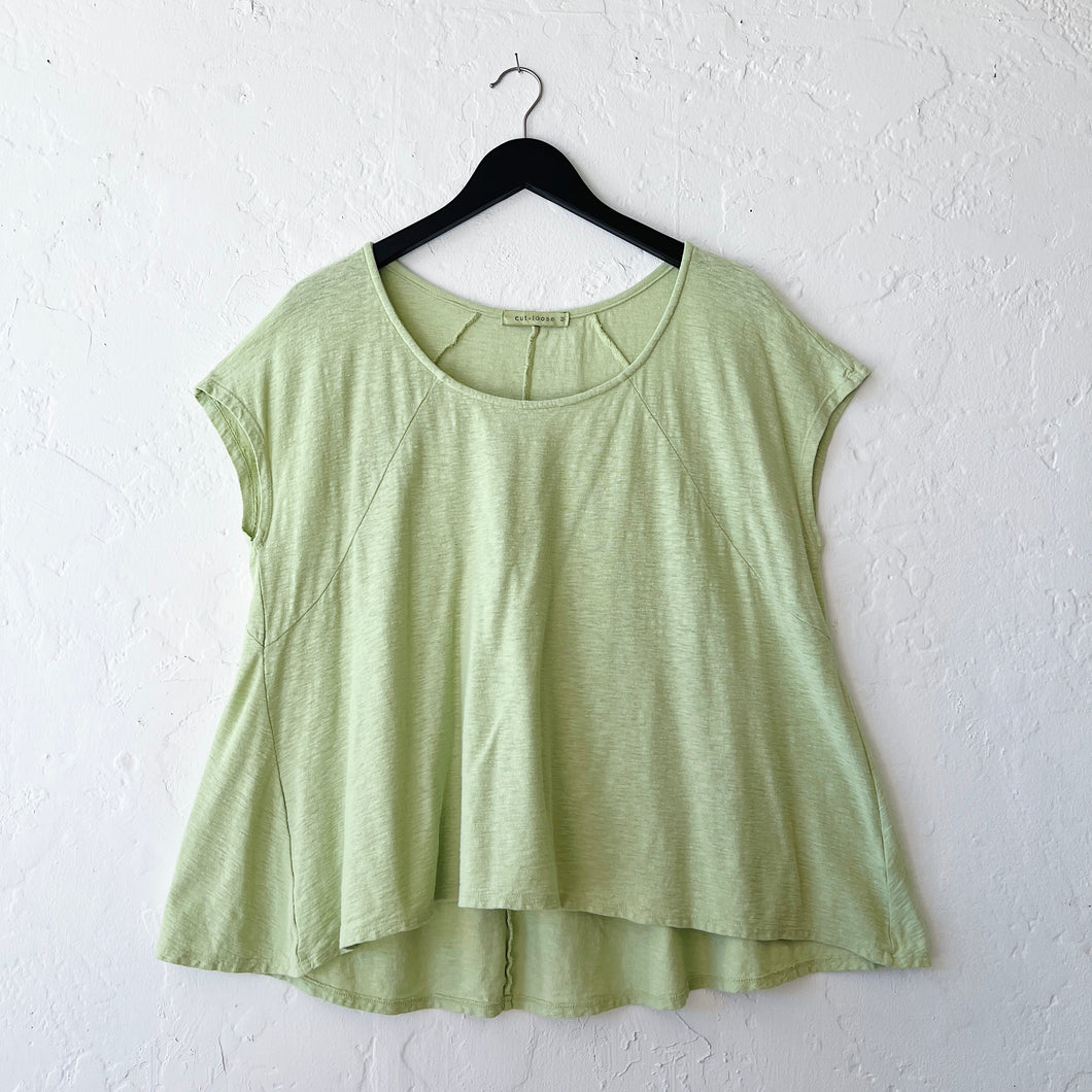 Cut Loose | Boxy High Low Swing Tee in Cricket