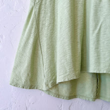 Load image into Gallery viewer, Cut Loose | Boxy High Low Swing Tee in Cricket
