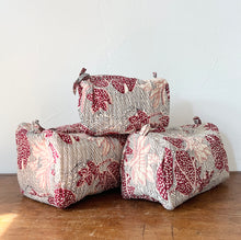 Load image into Gallery viewer, Toiletry Bag in Ulla Print
