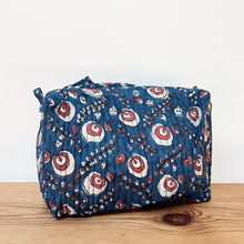 Load image into Gallery viewer, Toiletry Bag in Joni Print
