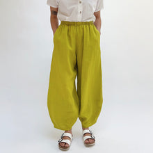 Load image into Gallery viewer, Bryn Walker | Linen Oliver Pant in Pera

