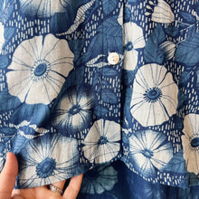 Load image into Gallery viewer, Yaza | Gauze Shirt in Hibiscus
