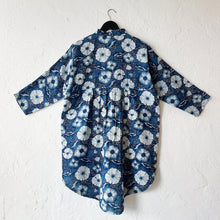 Load image into Gallery viewer, Yaza | Gauze Shirt in Hibiscus
