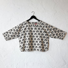 Load image into Gallery viewer, Yaza | Zen Blouse in Natural Petals
