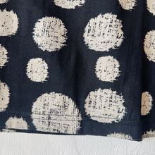 Load image into Gallery viewer, Yaza | Jersey Crop Top in Bubbles
