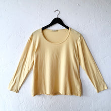 Load image into Gallery viewer, Cut Loose | 3/4 Sleeve Scoop Neck Tee in Gelato
