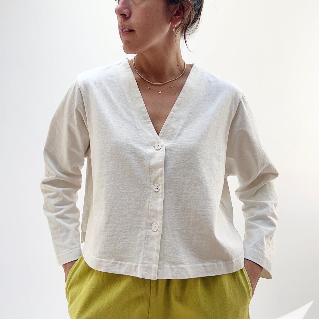 Pacific Cotton | Button Front Crop Cardigan in Cream