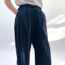 Load image into Gallery viewer, Baci | Cargo Dart Hem Trousers in Navy
