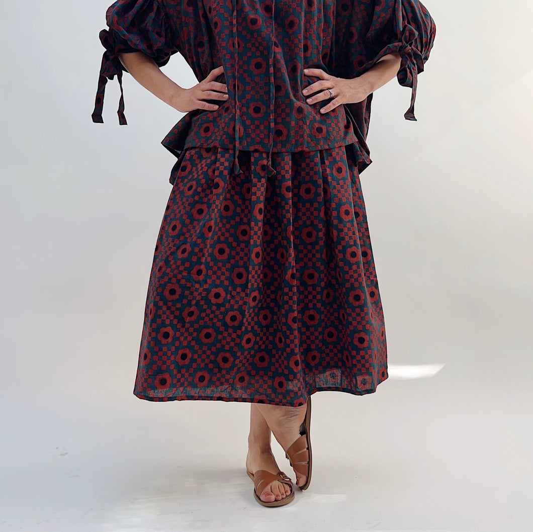 Thuli | Aurora Skirt in Red & Blue Floral