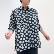 Load image into Gallery viewer, Baci | Soda Print Long Sleeve Shirt in Polka Dots
