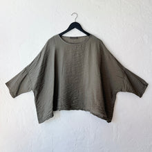 Load image into Gallery viewer, Cut Loose | Parachute Crop Top in Clay
