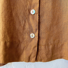 Load image into Gallery viewer, Cut Loose | Sleeveless Linen Shirt with Collar in Manuka

