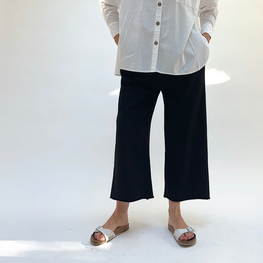 Eleven Stitch | Rib Crop Pant in Black