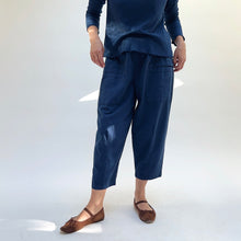 Load image into Gallery viewer, Eleven Stitch | Emily Pant in Indigo
