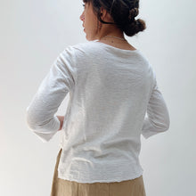 Load image into Gallery viewer, Cut Loose | 3/4 Sleeve Linen Combo Top in White
