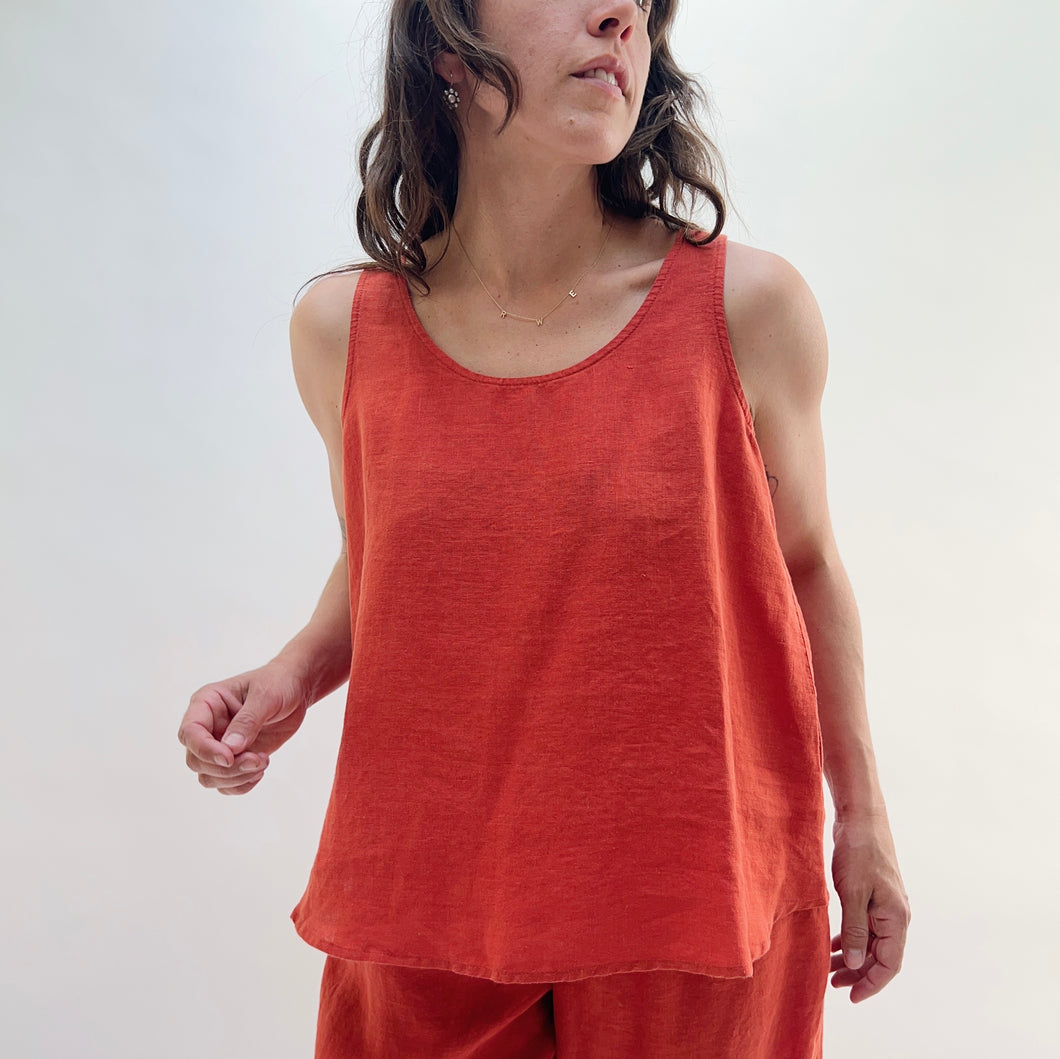 Yuvita | Basic Tank in Brick