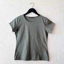 Load image into Gallery viewer, Cut Loose | Fitted Crew in Clay
