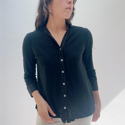 Cut Loose | V-Neck Button Down in Black Linen Combo