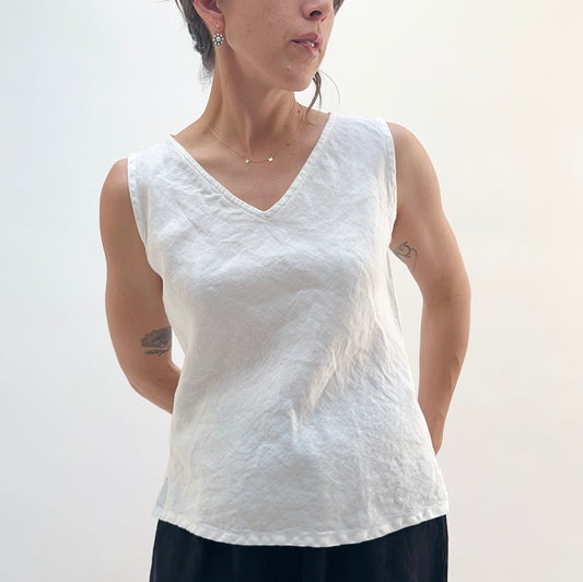 Cut Loose | Linen V-Neck Bias Tank in White