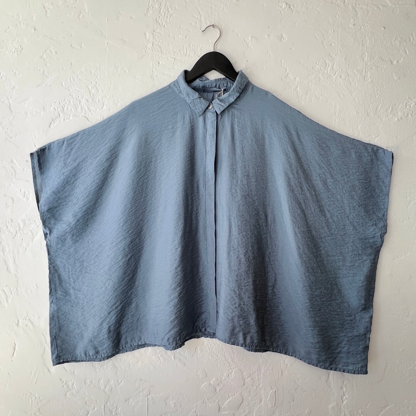 Cut Loose | Parachute Short Sleeve Button Down Shirt in Tidal