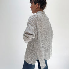 Load image into Gallery viewer, Cut Loose | Grid Swing Blouse in Laundered
