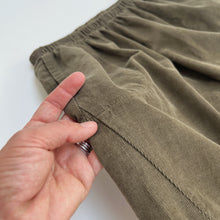 Load image into Gallery viewer, Fenini | Pleated Corduroy Lantern Pant in Olive
