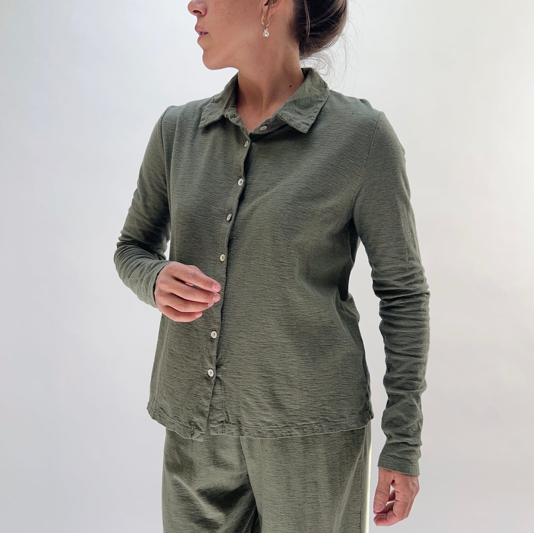 Cut Loose | Fitted Shirt in Kelp