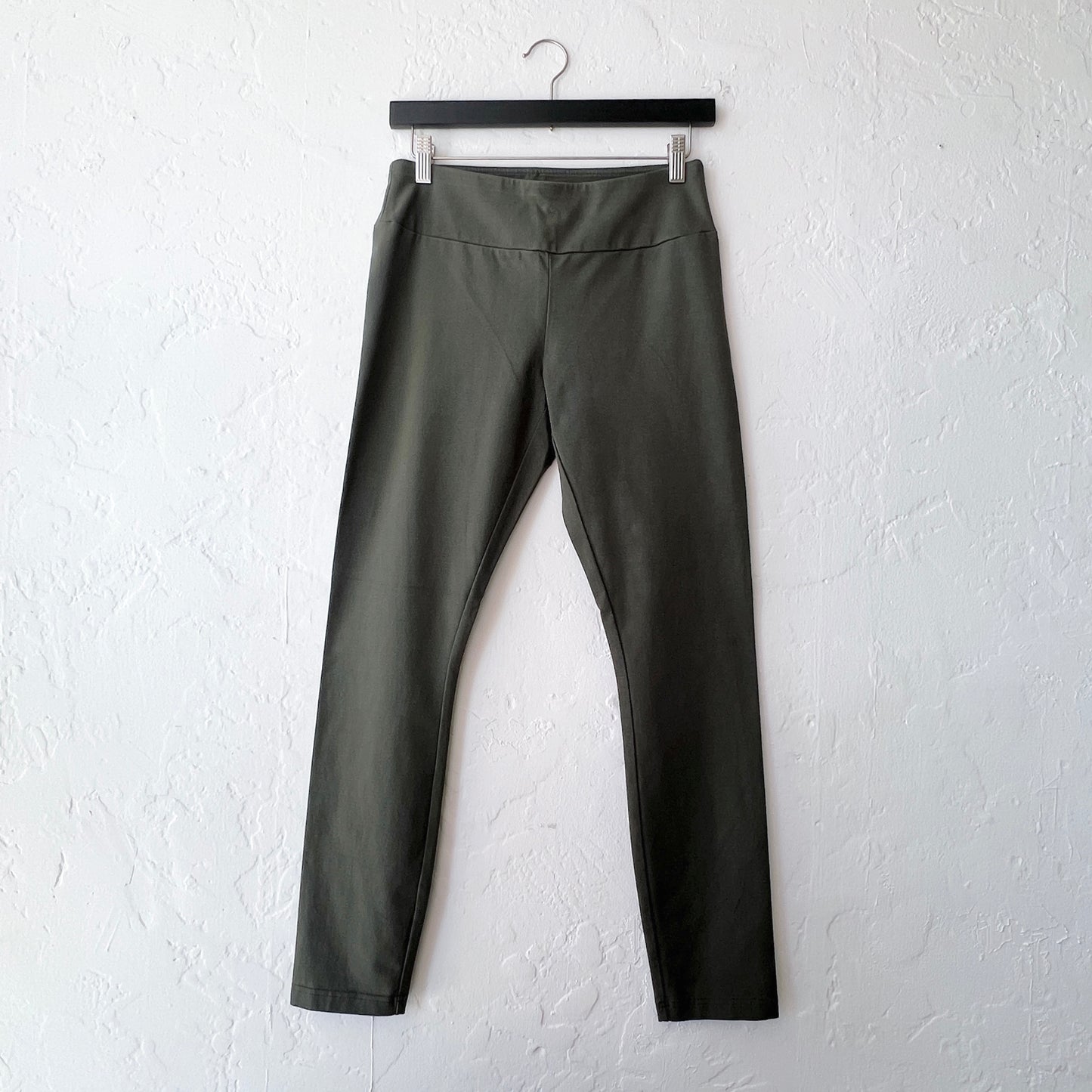 Habitat | Stonewash Cotton Spun Easy Pant in Forest