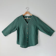 Load image into Gallery viewer, Kleen | 3/4 Sleeve Button Down Shirt in Oregano Stripe
